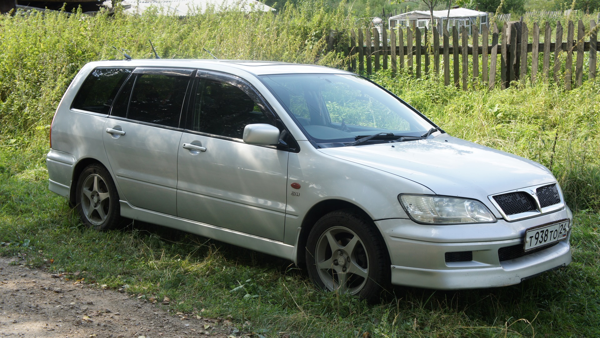 Mitsubishi Lancer VIII 1.8 бензиновый 2001 | Цедия-Вагон на DRIVE2