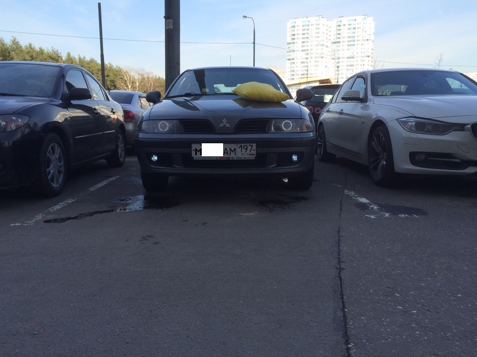 Китайские диодные лампы H3 в туманки — Mitsubishi Carisma, 1,6 л, 2003 ...