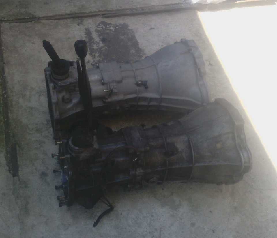 состояние у 30-й тирки порадовало ;-) — Nissan Terrano I