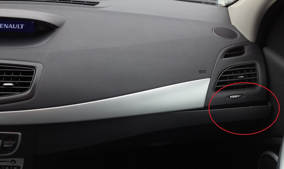 Фото в бортжурнале Renault Megane III