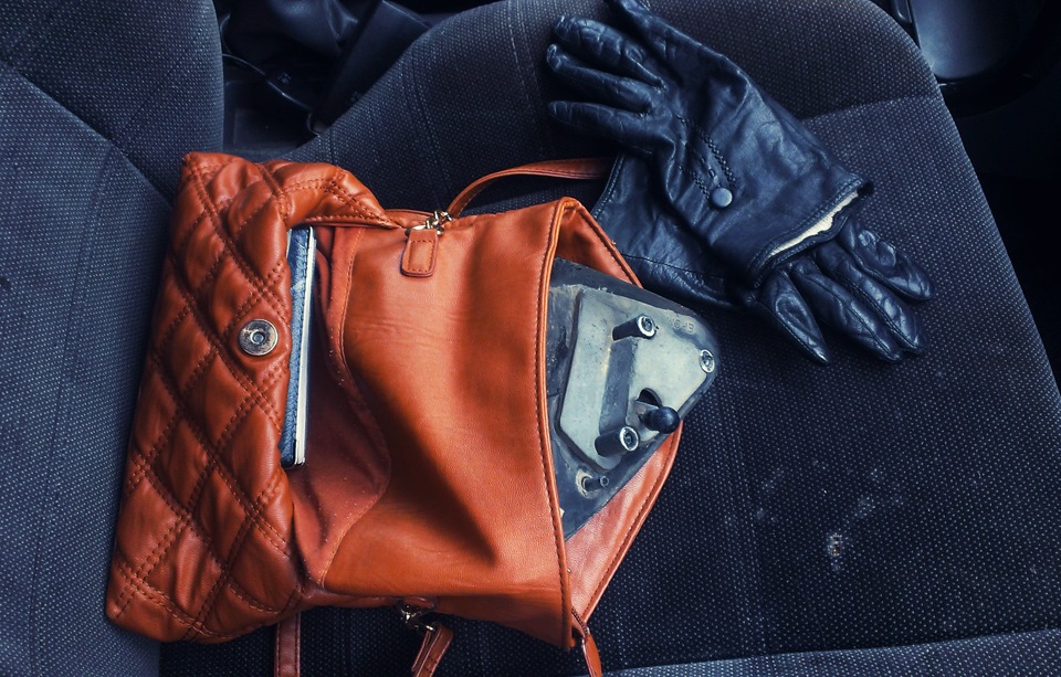 Асферические зеркала дэу нексия. a89ee84s 960. Асферические зеркала дэу нексия фото. Асферические зеркала дэу нексия-a89ee84s 960. картинка Асферические зеркала дэу нексия. картинка a89ee84s 960. Родные зеркала нексии в принципе неплохие (особенно после жигулей), но приобретая машину GLE было сюрпризом что регулировка зеркал ручная и чтобы отрегулировать правое зеркало (например при параллельной парковке вдоль арыка или бордюра) надо было перегибаясь через весь салон дергать за рычажок, которые к тому же норовил отломаться- так туго ходил.Поэтому найдя в интернете описание зеркал тольяттинской фирмы ИПРОСС долго облизывался т.к. они осуществляют поставку только по России. Но благодаря клубню с форума nexia-club.ru удалось их получить.