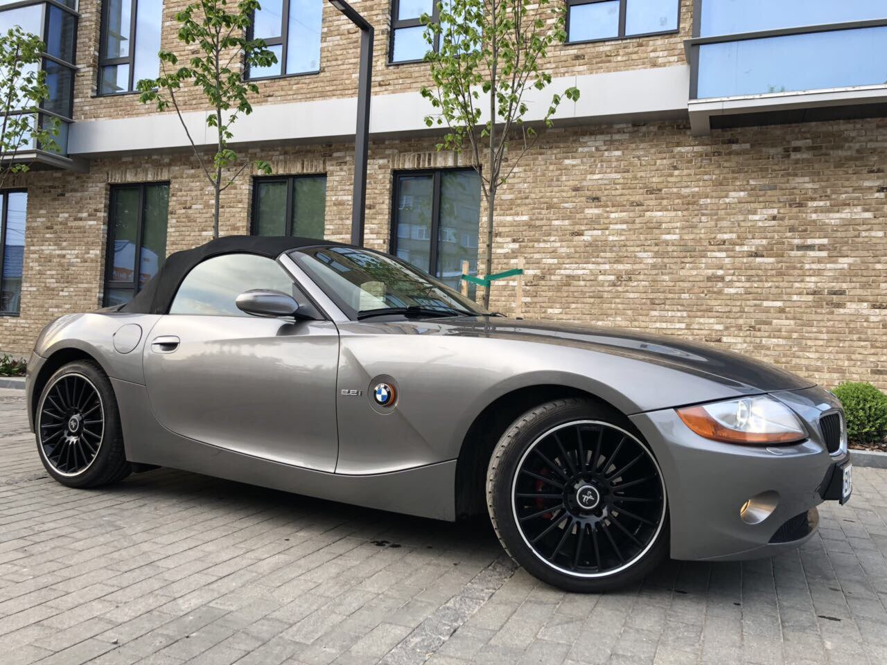 BMW z4 Silver 2011