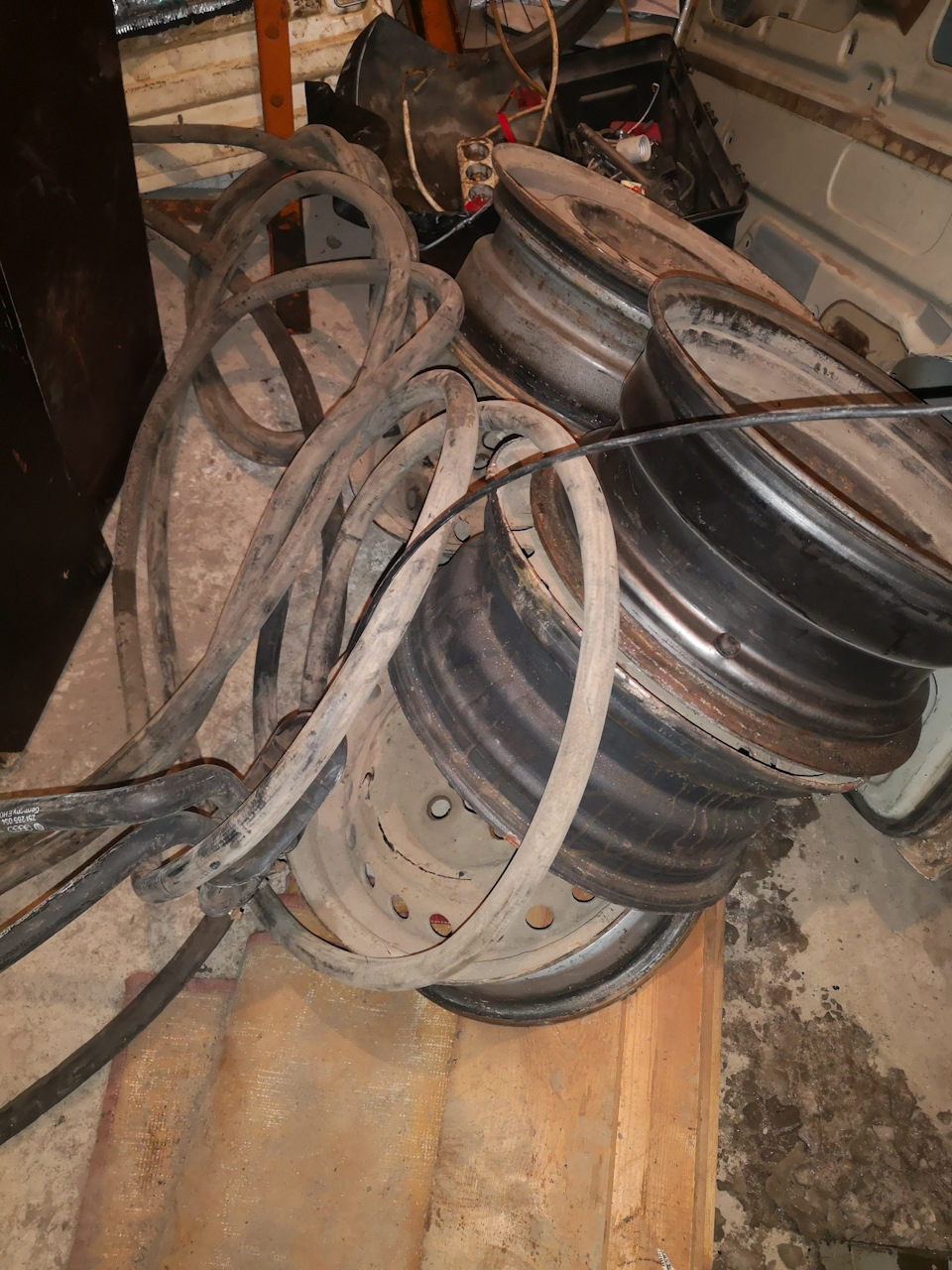 Фото в бортжурнале Volkswagen Caravelle (T3)