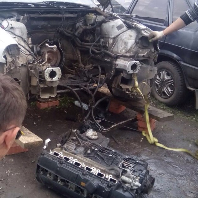 Снятие двс. БМВ 525 снятие ДВС. Снятие двигателя BMW e46. БМВ х3 снятие ДВС.