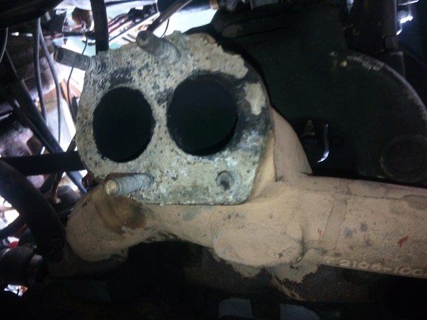 сорвал шпильку на колекторе — Lada 21093, 1,5 л, 1991 года | поломка ...