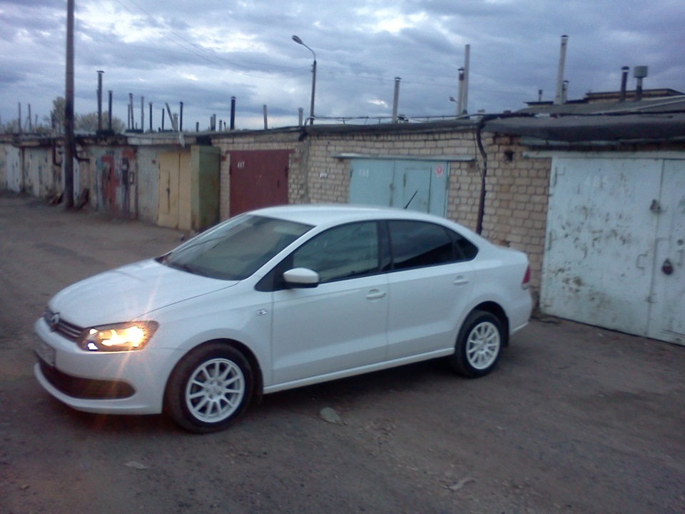 Диски СЛИК — Volkswagen Polo Sedan, 1,6 л, 2011 года | колёсные диски ...