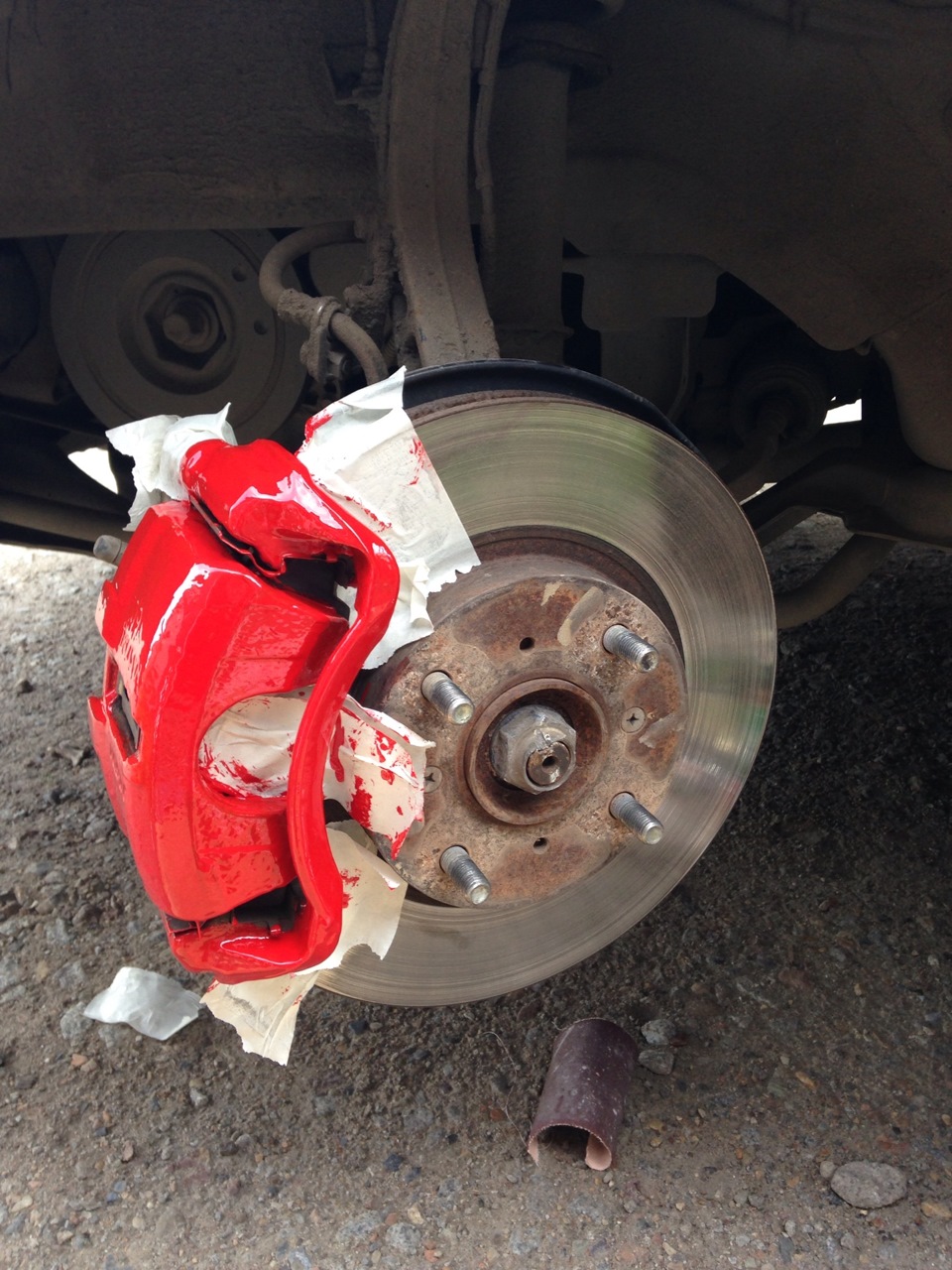 Тюнинговая тормозная система brembo. Тормозные диски камри 70. Покраска суппортов хонда аккорд 8. Тюнинг суппортов. Тюнинг суппортов.