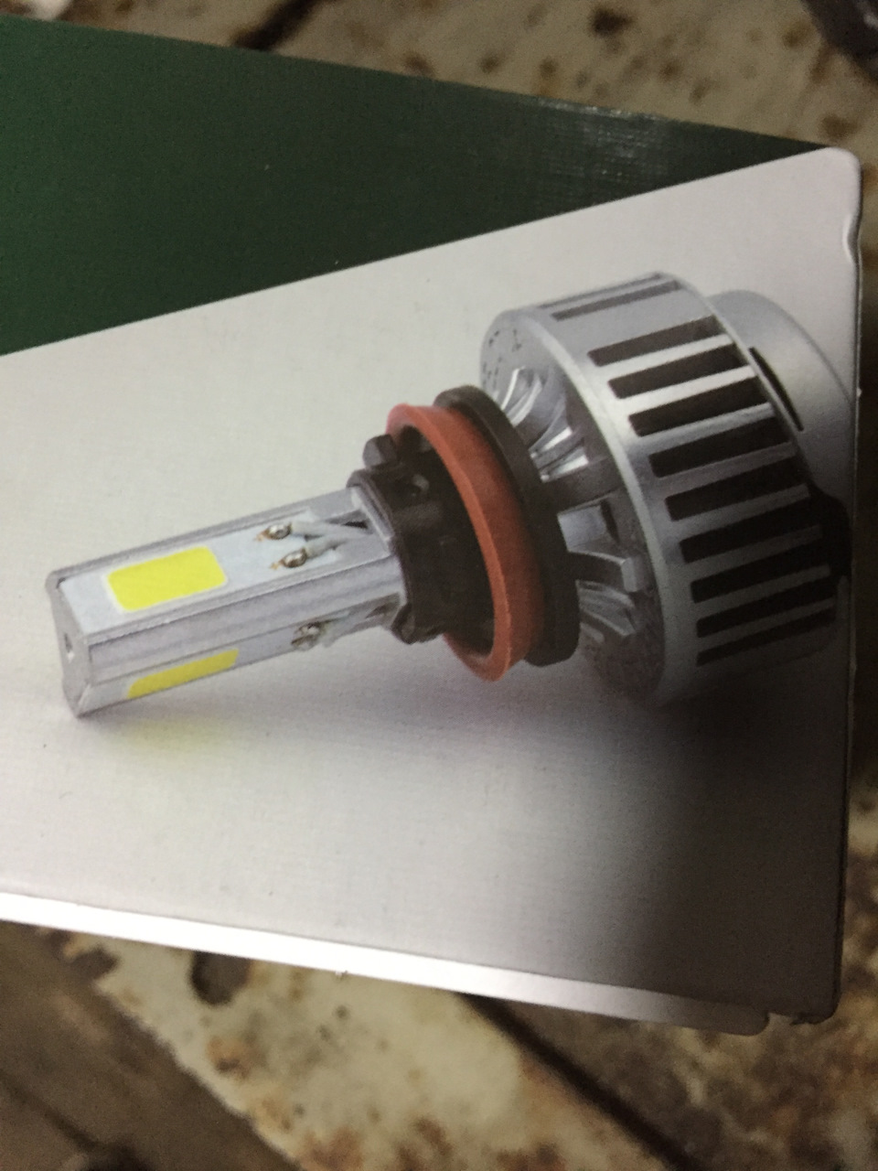 Выключатель с подсветкой для светодиодных ламп светятся лампочки