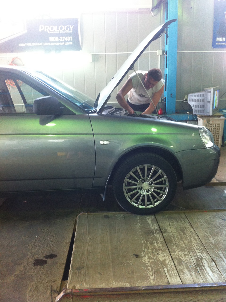 Усилитель + Саб — Lada Приора хэтчбек, 1,6 л, 2010 года | автозвук | DRIVE2