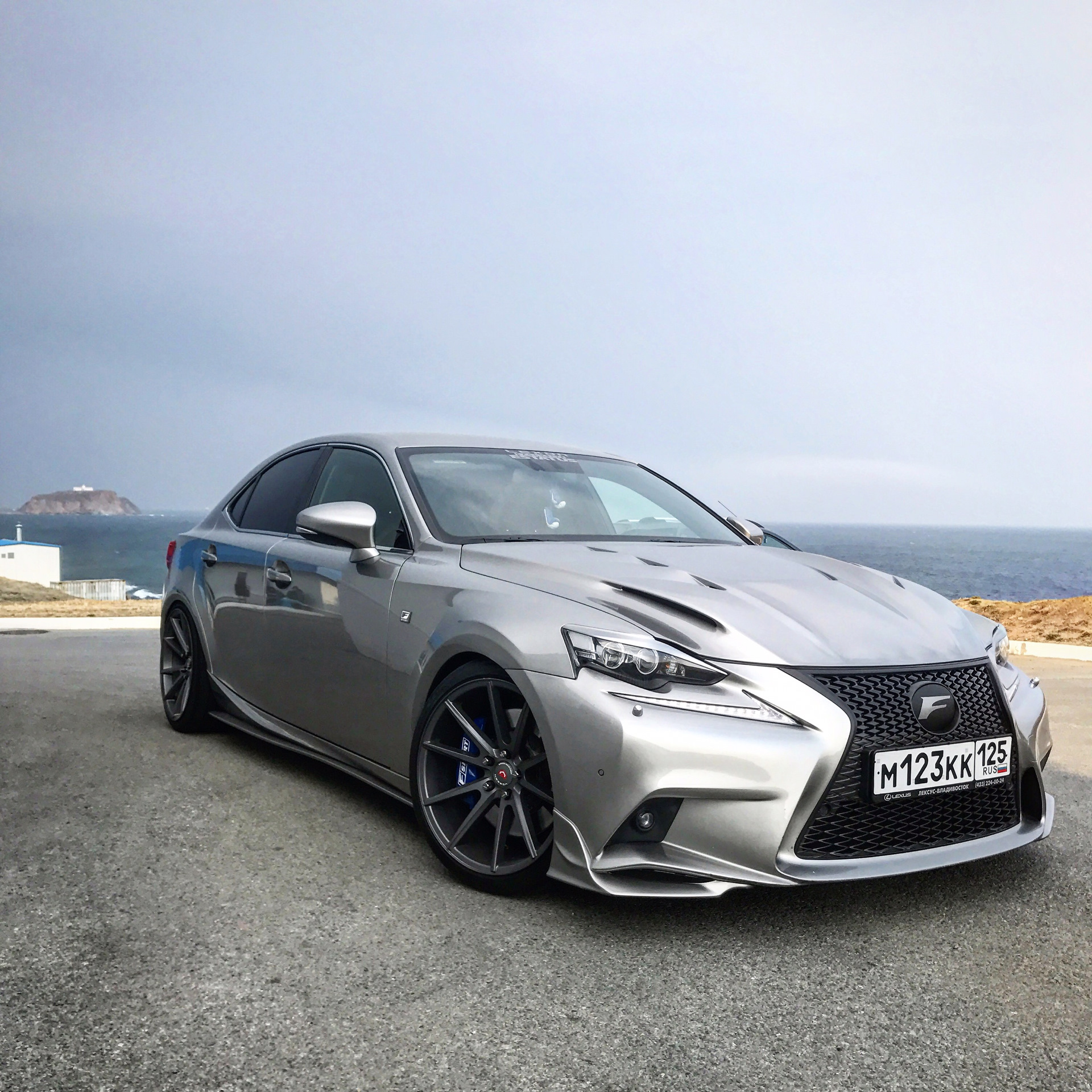 Lexus is 250 3 f Sport