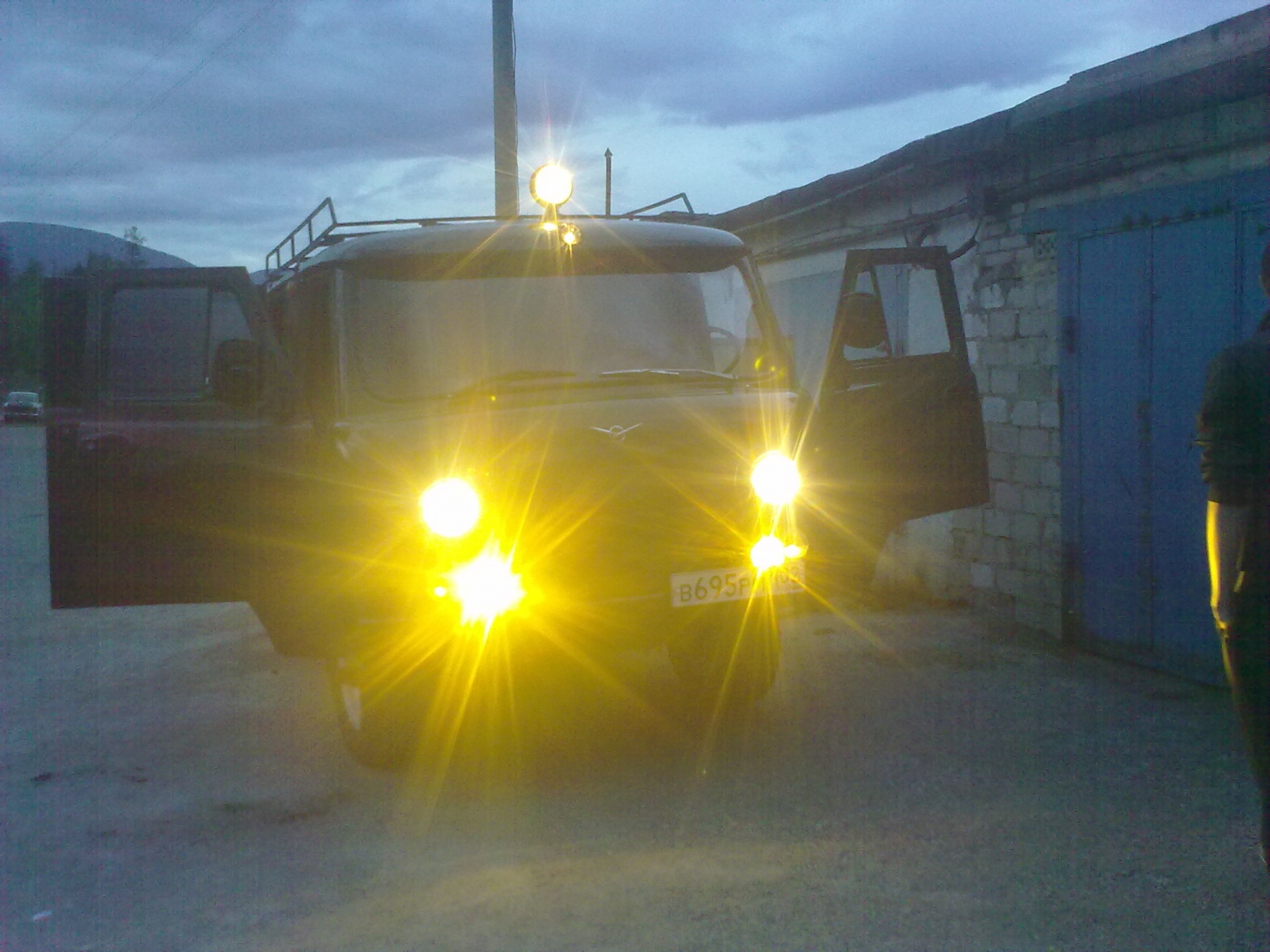 Багажник на крышу — УАЗ 452, 2,7 л, 1990 года | запчасти | DRIVE2