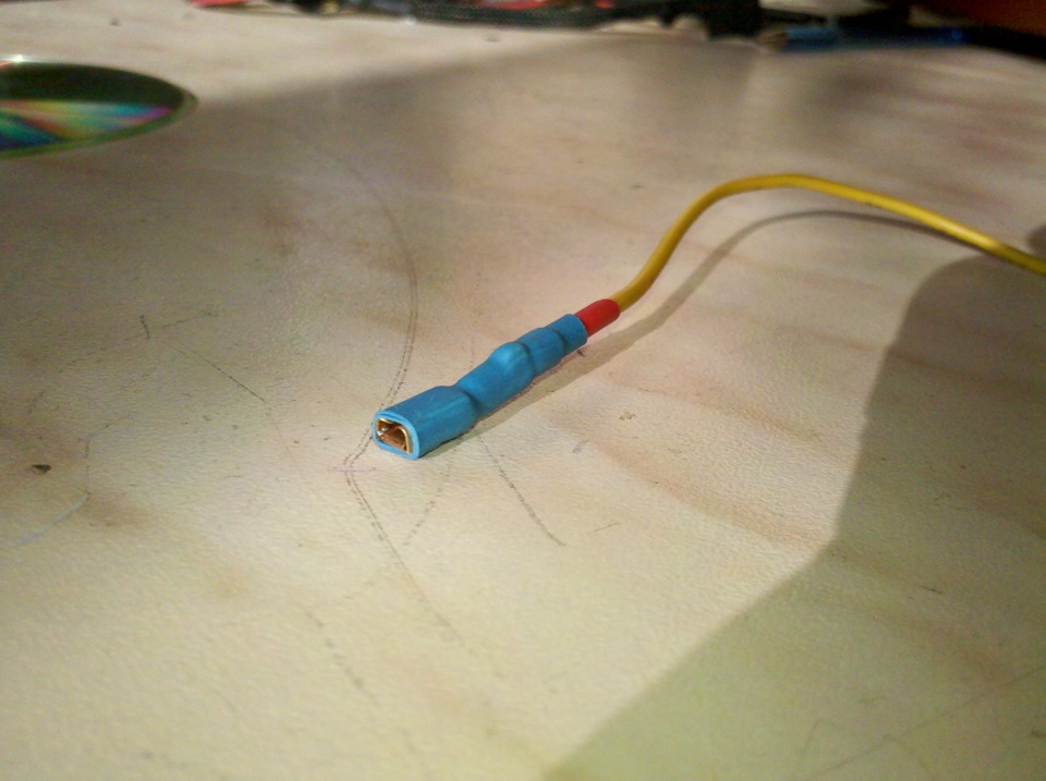 Клемма обмотки возбуждения генератора Приора — Lada 21103, 1,5 л, 2003 ...