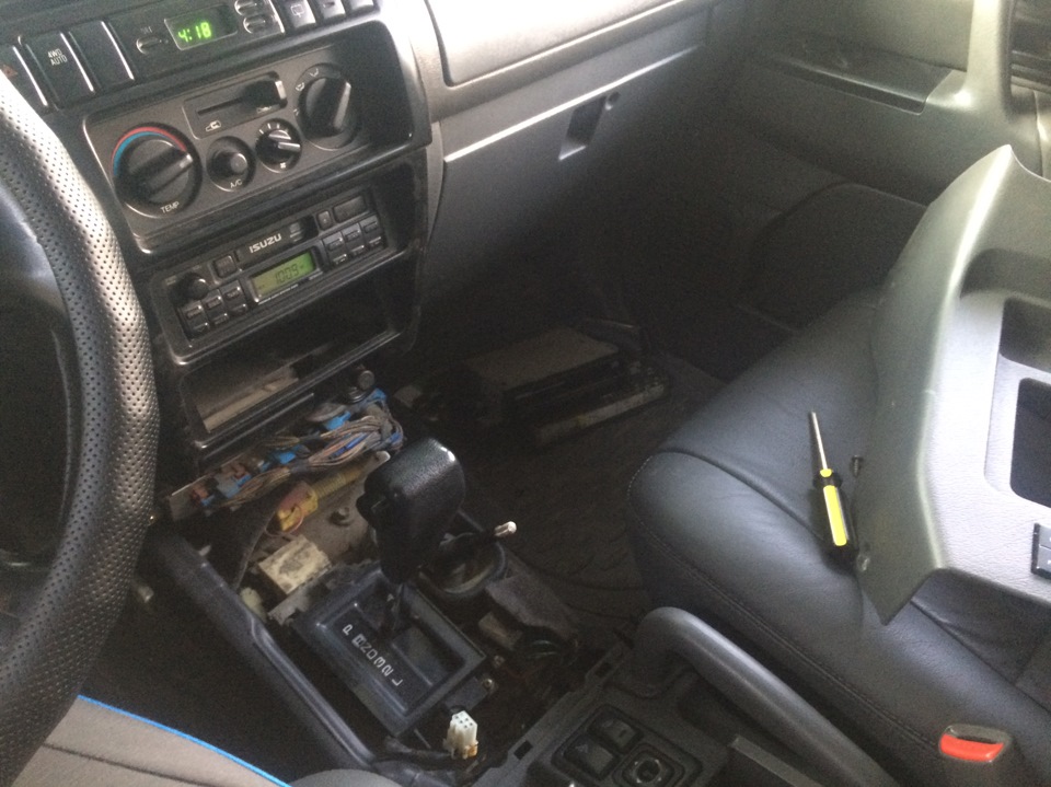 Сломался Сд чейнджер — Isuzu Trooper (2G), 3,5 л, 1999 года | поломка ...