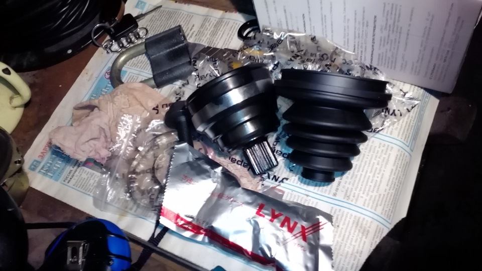 Замена ШРУСа, вот и я захрустел) — Audi 80 (B3), 2 л, 1989 года ...