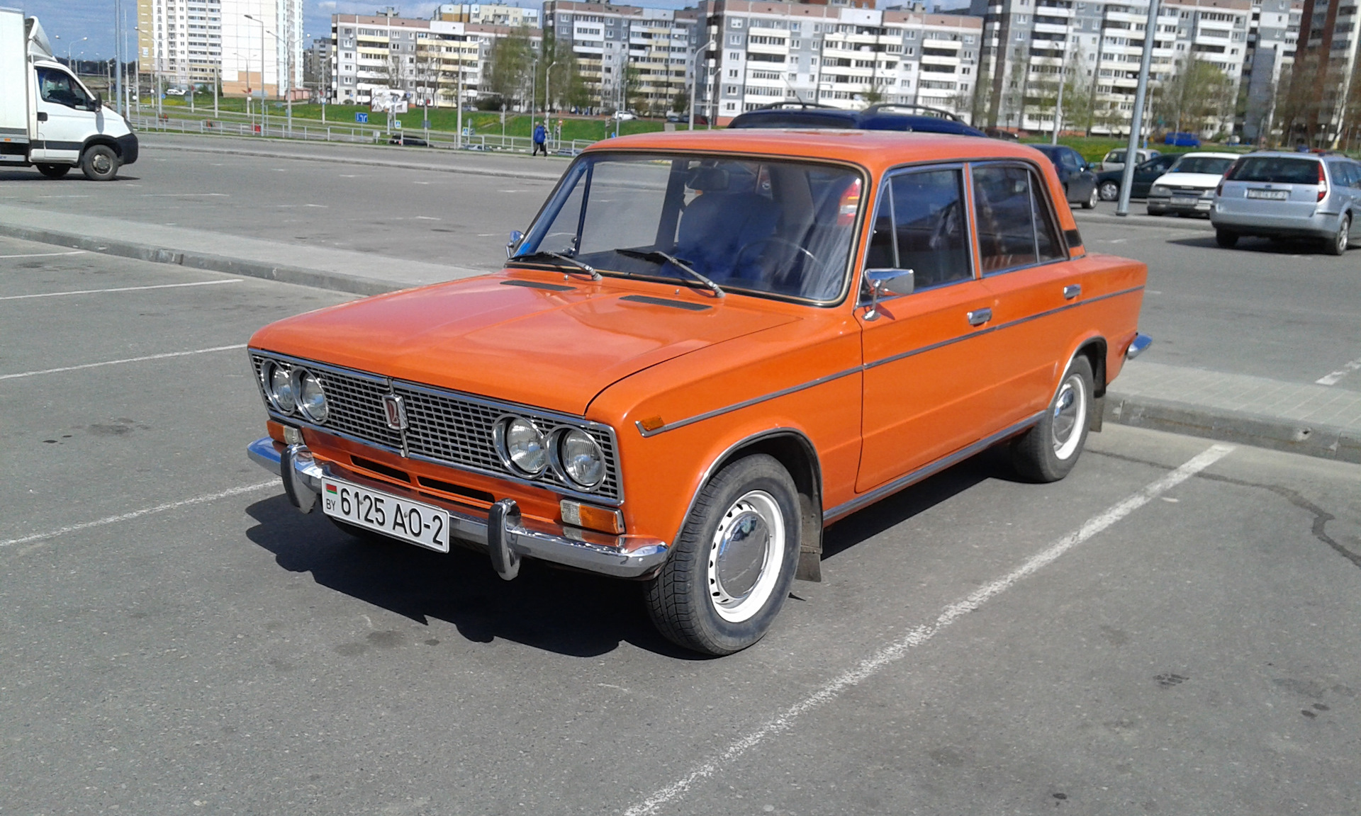 Ваз 21011 оранжевый. Ваз 2101 оранжевый апельсин. Ваз 2101. Ваз 21011 металлик. Ваз 2107 оранжевый металлик.