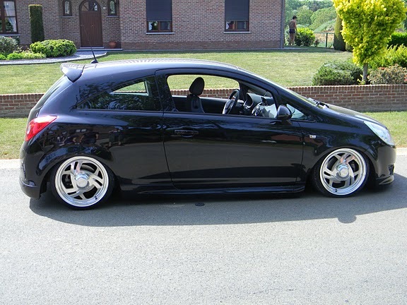 Opel Astra h GTC stance