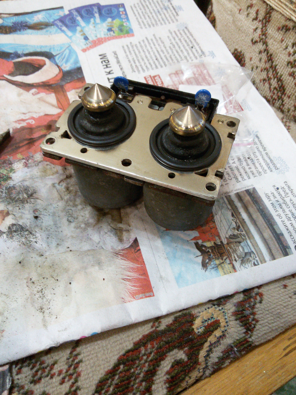 Клапана с англичанки. Как видим резинки еще в отличном состоянии. — BMW 5 series (E39)