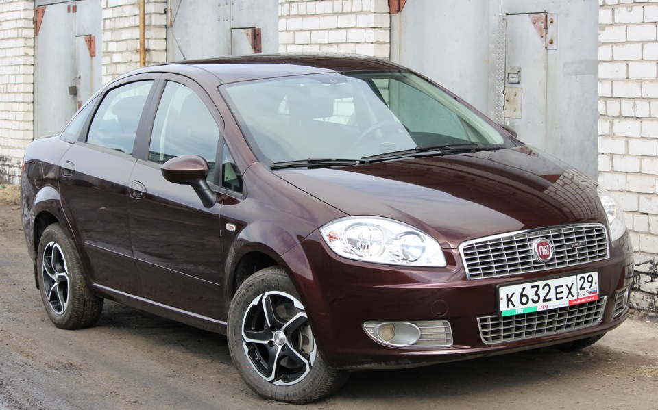 Фиат 1.4 турбо. Фиат Линеа 1.4. Fiat linea 1.4 турбо. Фиат Линеа 1.4 2011г. Fiat linea 1.4 t-Jet.