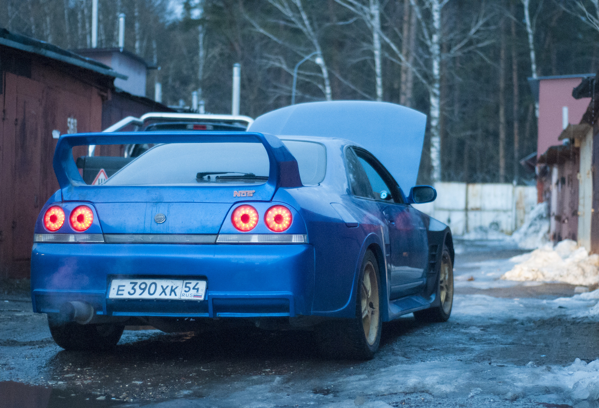 nissan skyline левый руль