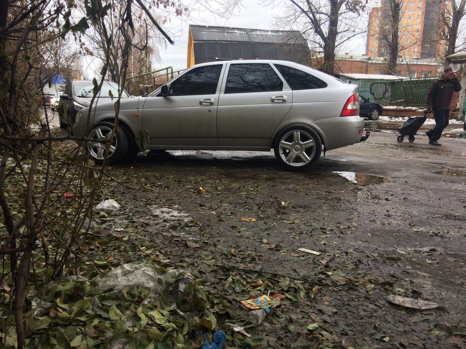 Готовь сани летом! Примерка колес 16 радиуса. Мое знакомство с  транспортными компаниями. — Lada Приора хэтчбек, 1,6 л, 2008 года |  колёсные диски | DRIVE2