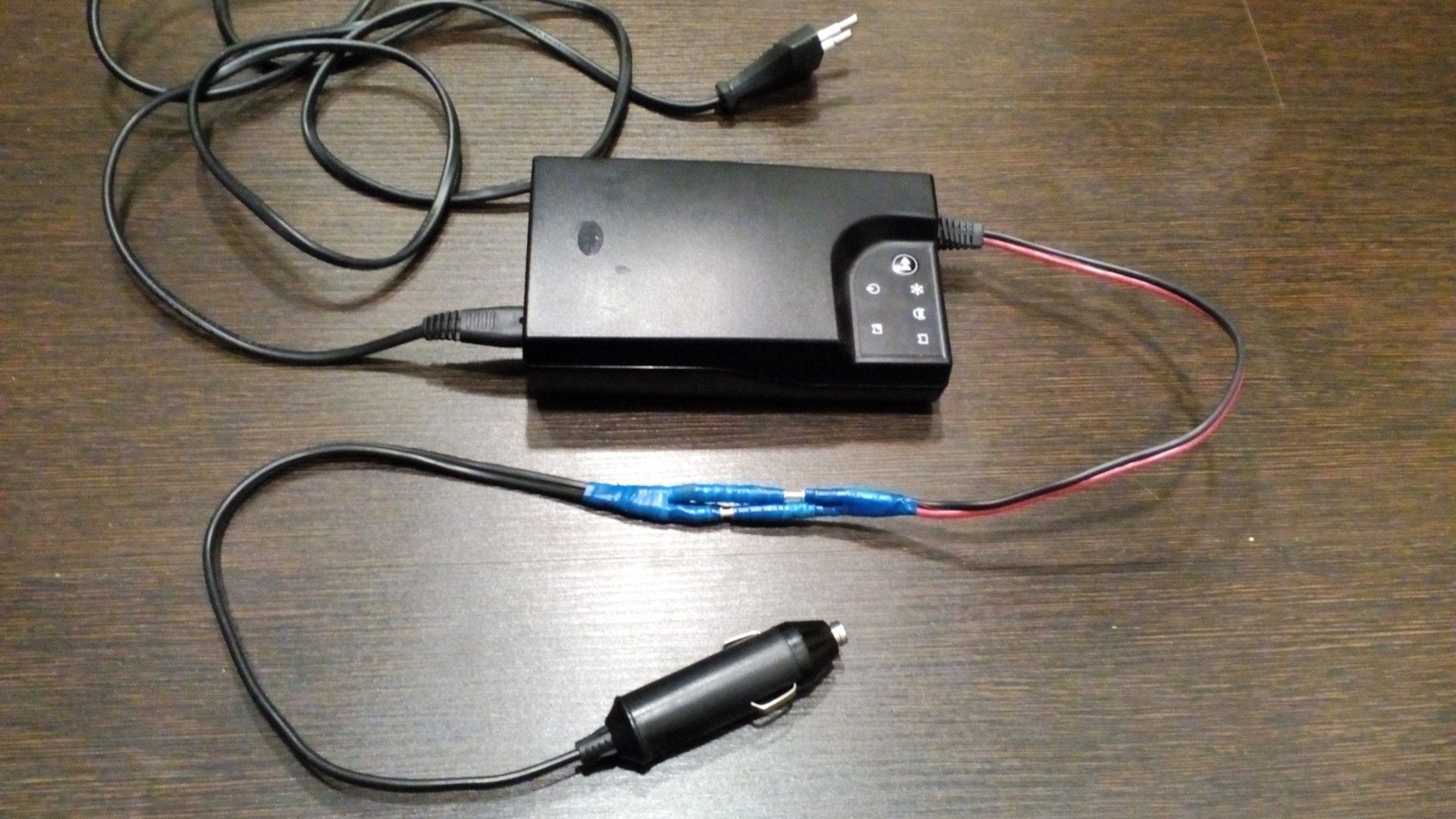 Зарядное устройство от автомобильного прикуривателя gvc 1700
