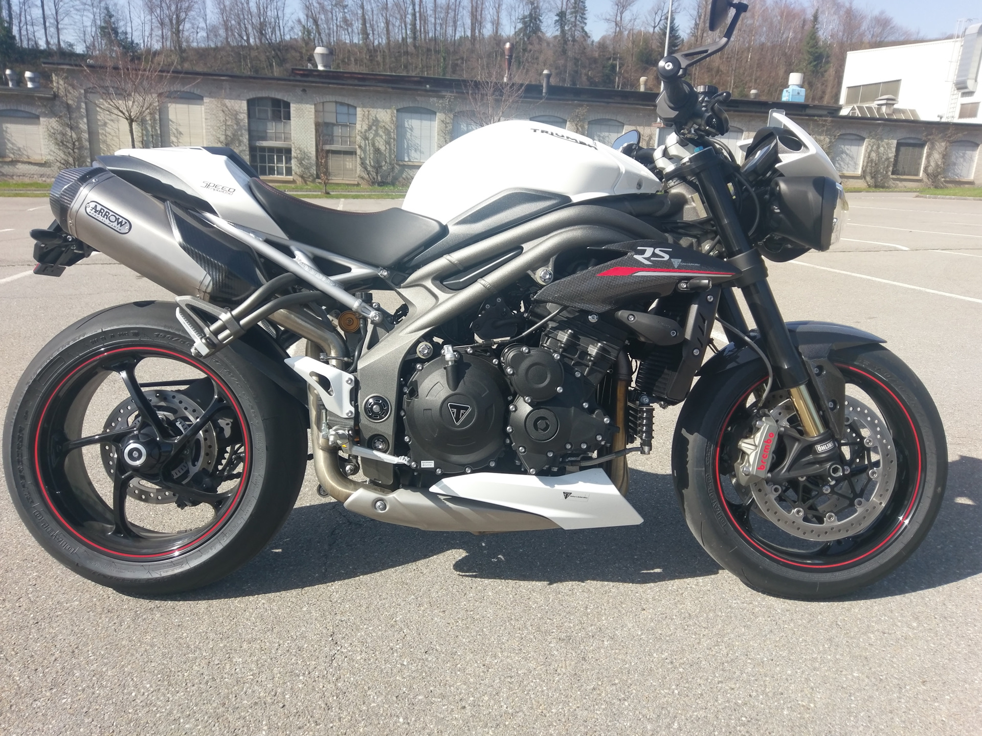 Triumph Street Triple Rs Speed Triple Rs Drive2