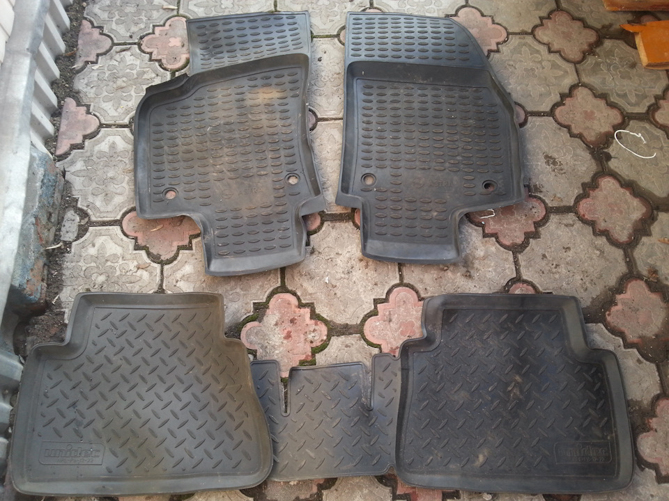 Фото в бортжурнале Opel Astra H OPC