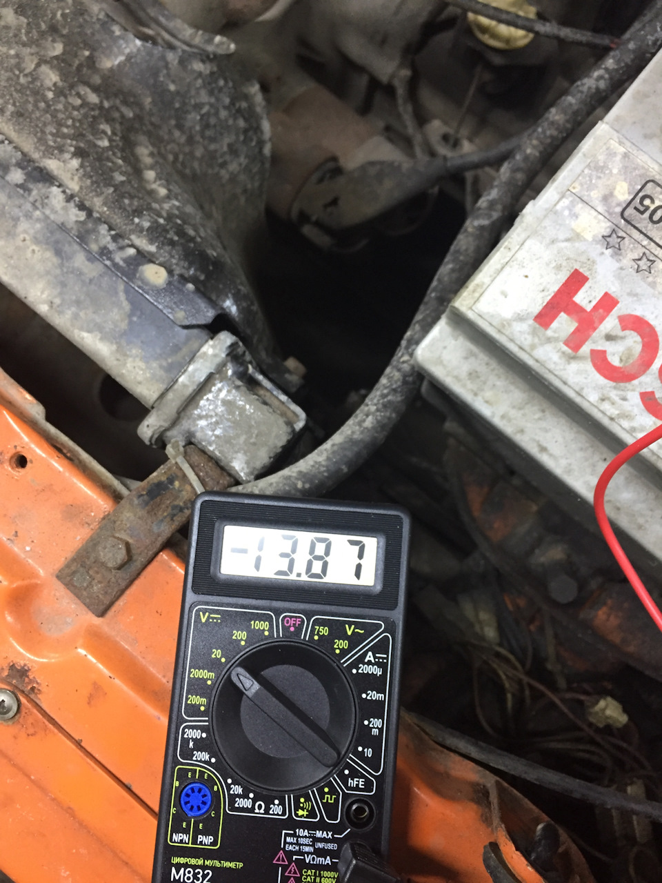 Фото в бортжурнале Volkswagen Golf Mk1. Запчасти на фото: 20000200