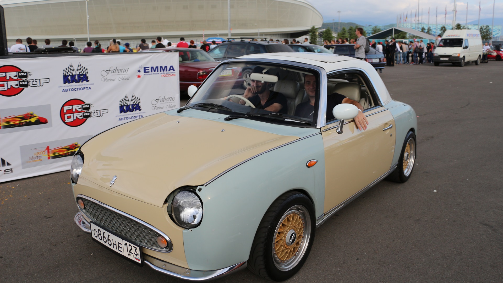 Nissan Figaro