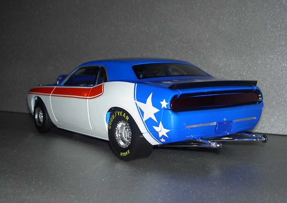 1/18 Dodge Challenger Concept R/T 392 HEMI Super Stock 2006 by