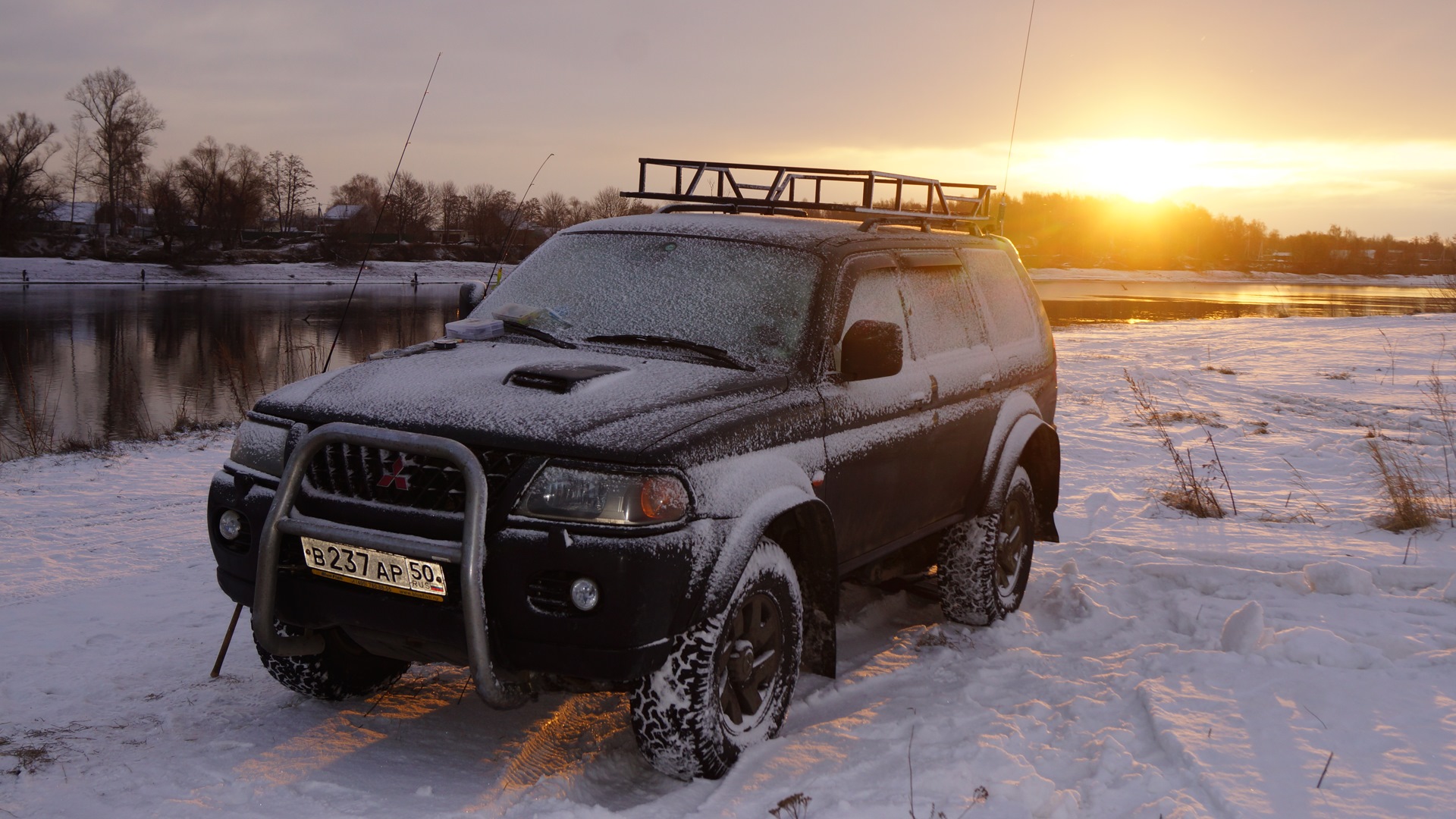 Паджеро спорт 1 2.5. Паджеро спорт 2 Баркас.