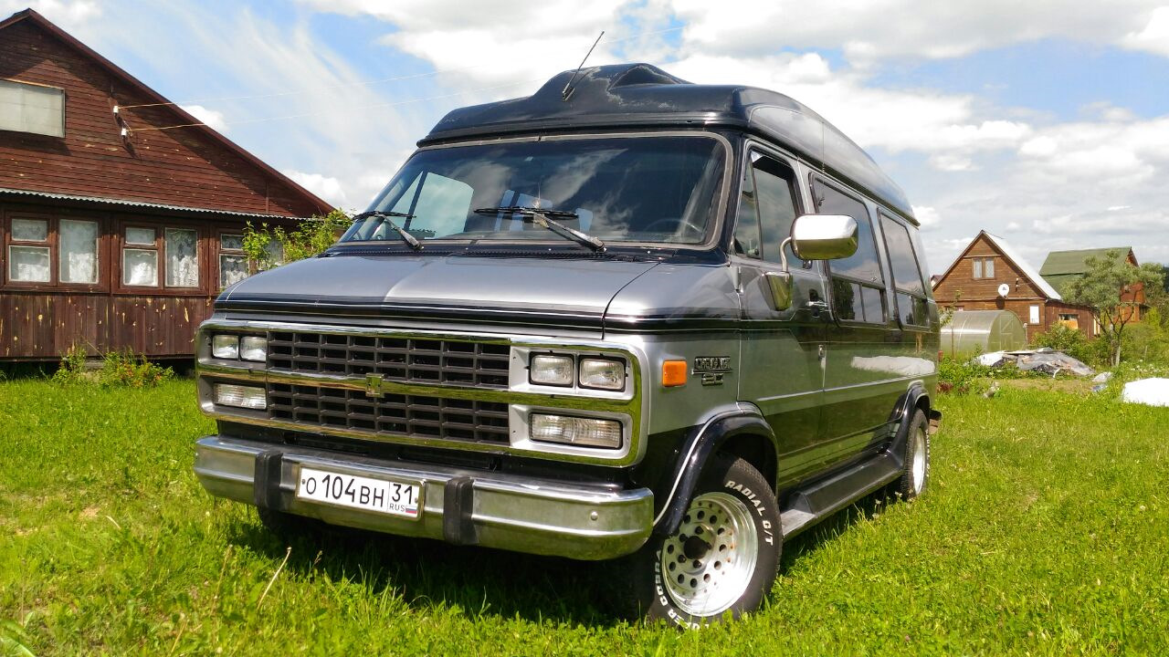 Шевроле фургон. Chevrolet van g20. Chevrolet chevy van g20. Шевроле Шеви Ван 20. Chevy van g20 фургон.