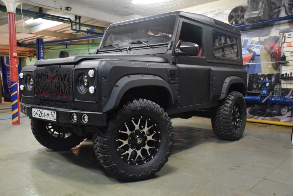 Land Rover Defender 90 tuned