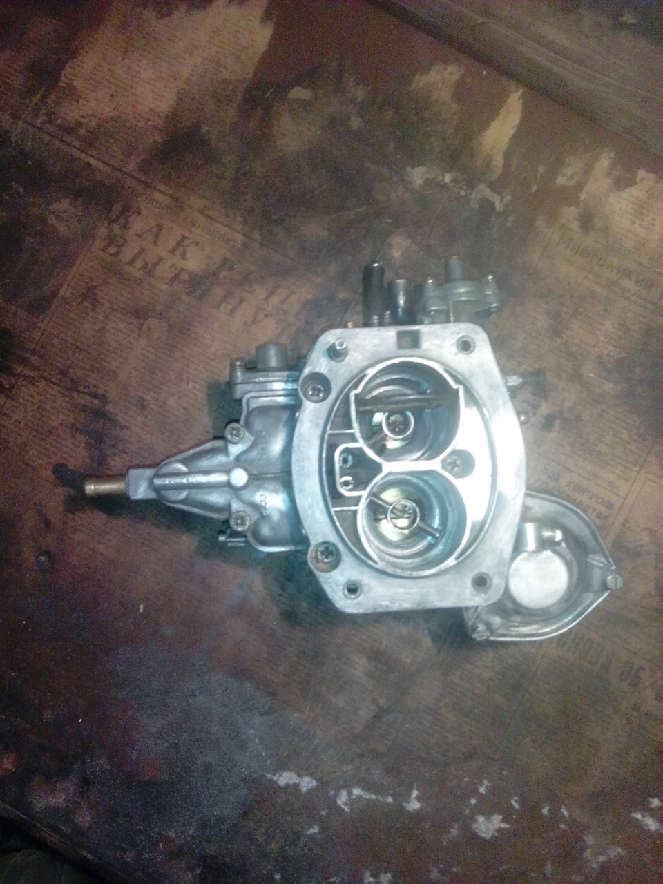 Сборка и замена карбюратора — Москвич 2141, 1,7 л, 1995 года | своими ...