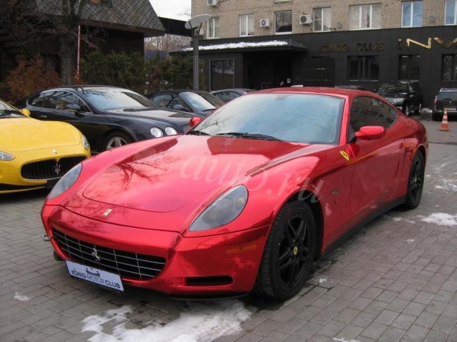 Ferrari 612 красная