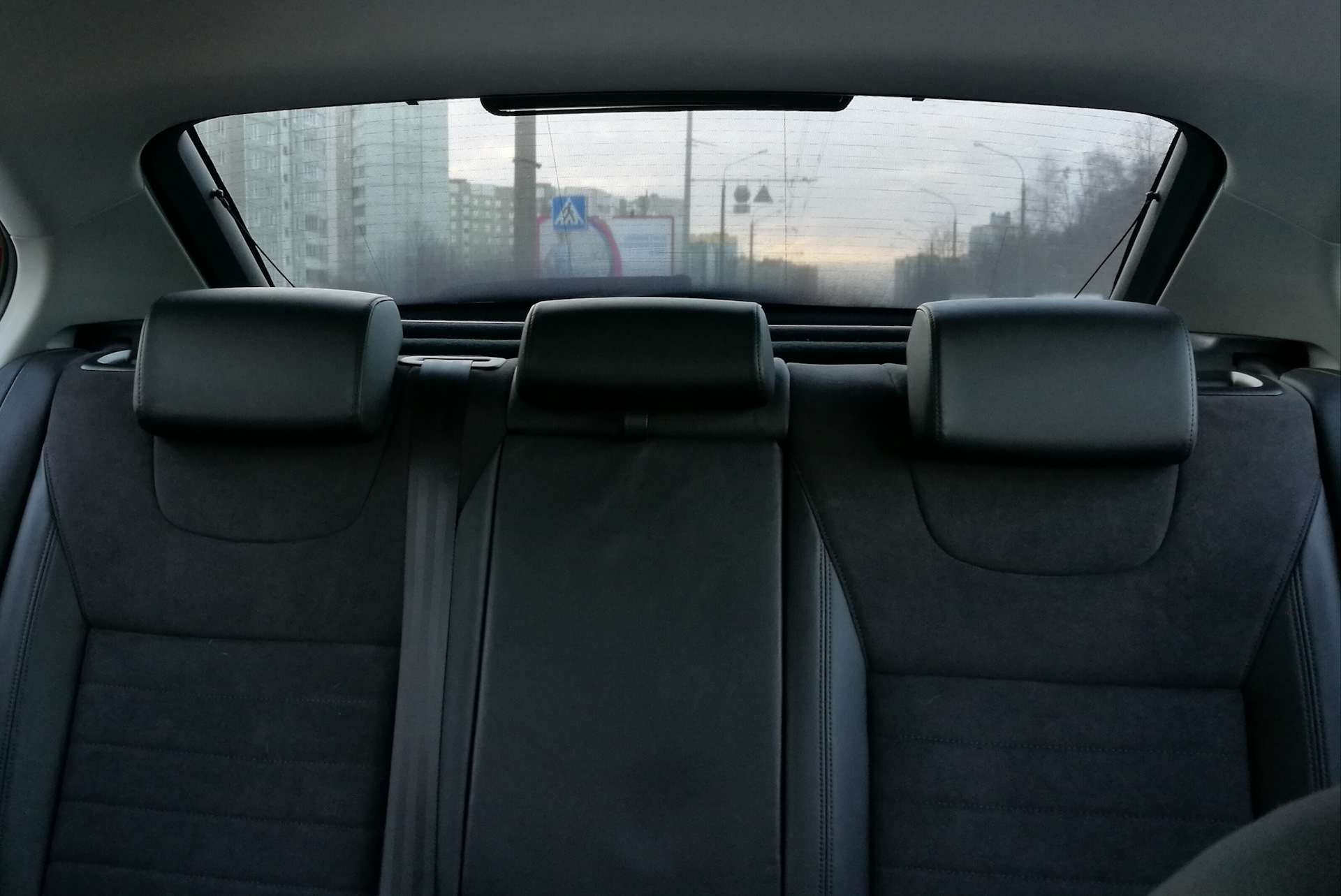 Каркасные шторки octavia tour. Шкода шторки. Шкода шторки. Шкода шторки. Шкода шторки.