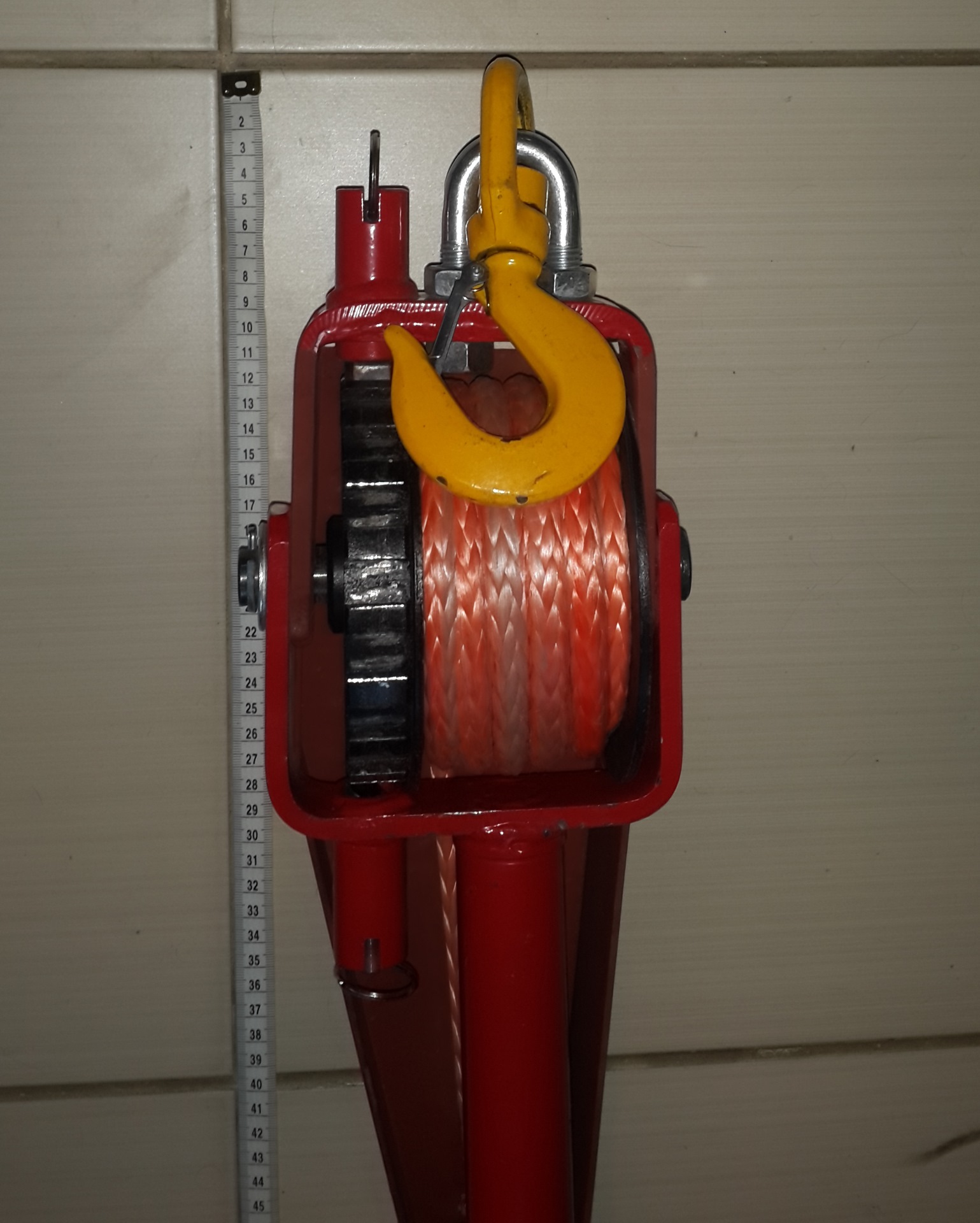 6. Лебедка ручная лр-1,0. 6. 6 лебедка с корытом. 6.