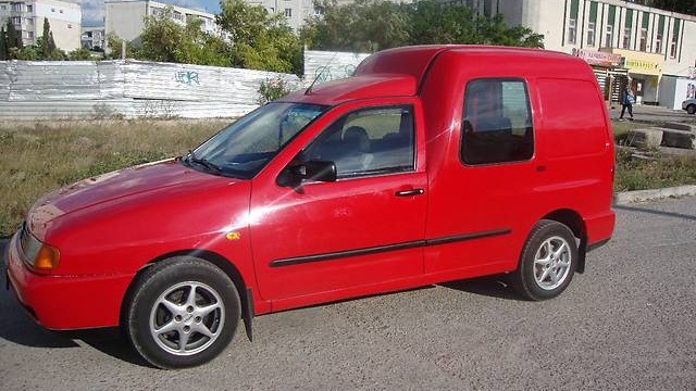 Volkswagen Caddy 1998 года