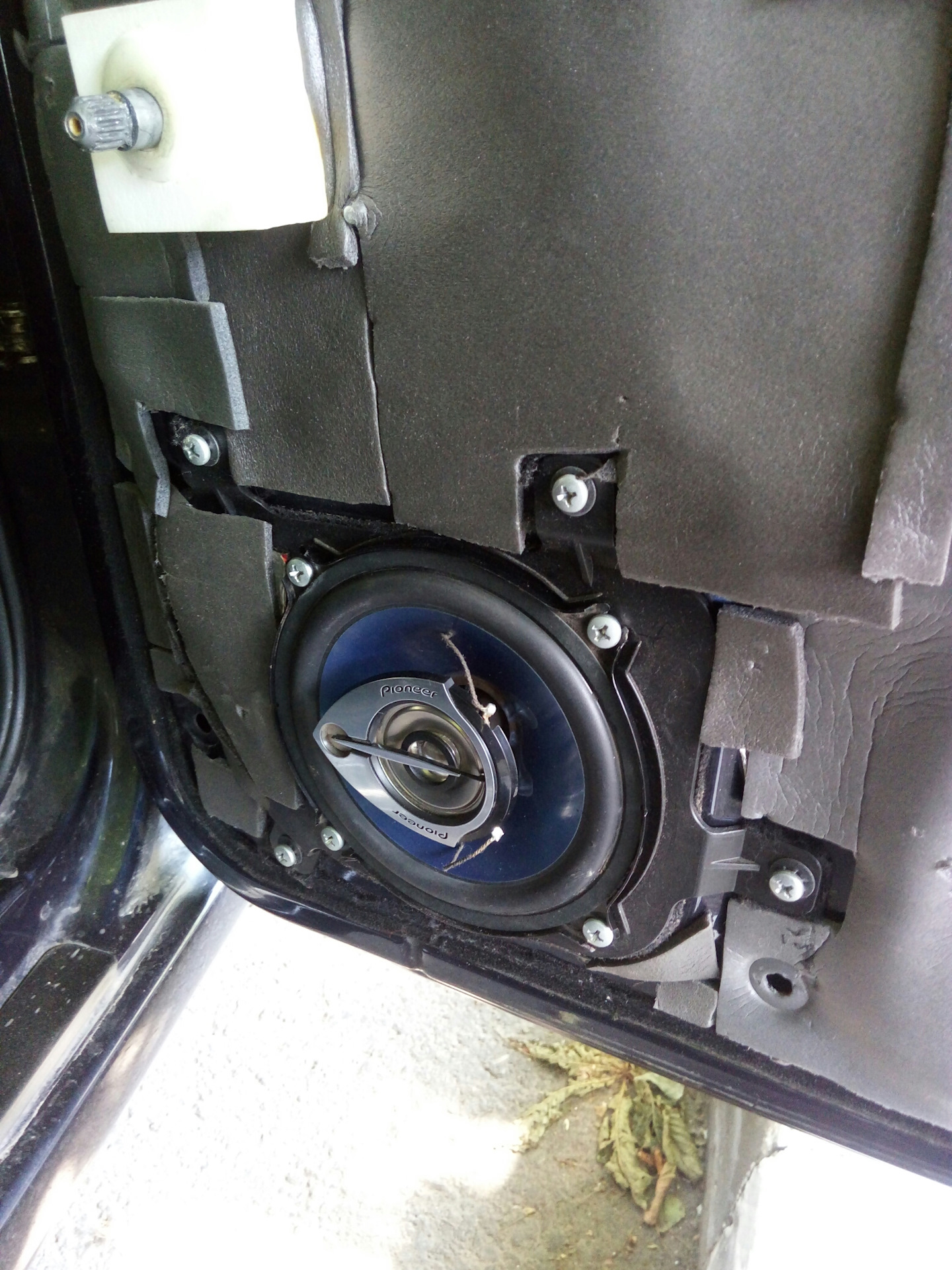 Сравнение Lada Kalina и Lada Priora