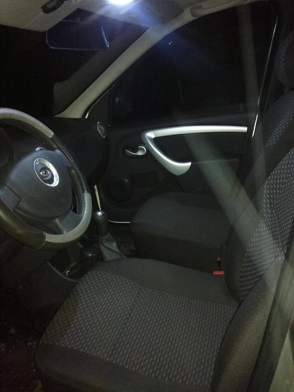 Новый свет в салоне в темноте и работа светоотражающих наклеек — Lada ...