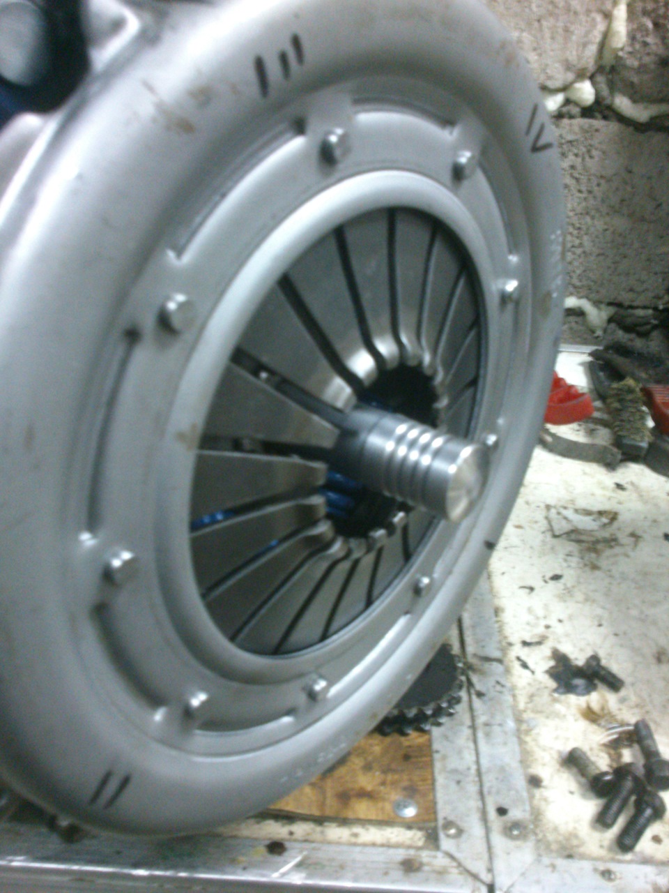 ПОСТАВИЛ СЦЕПЛЕНИЕ — ГАЗ 3110, 2,5 л, 1999 года | своими руками | DRIVE2