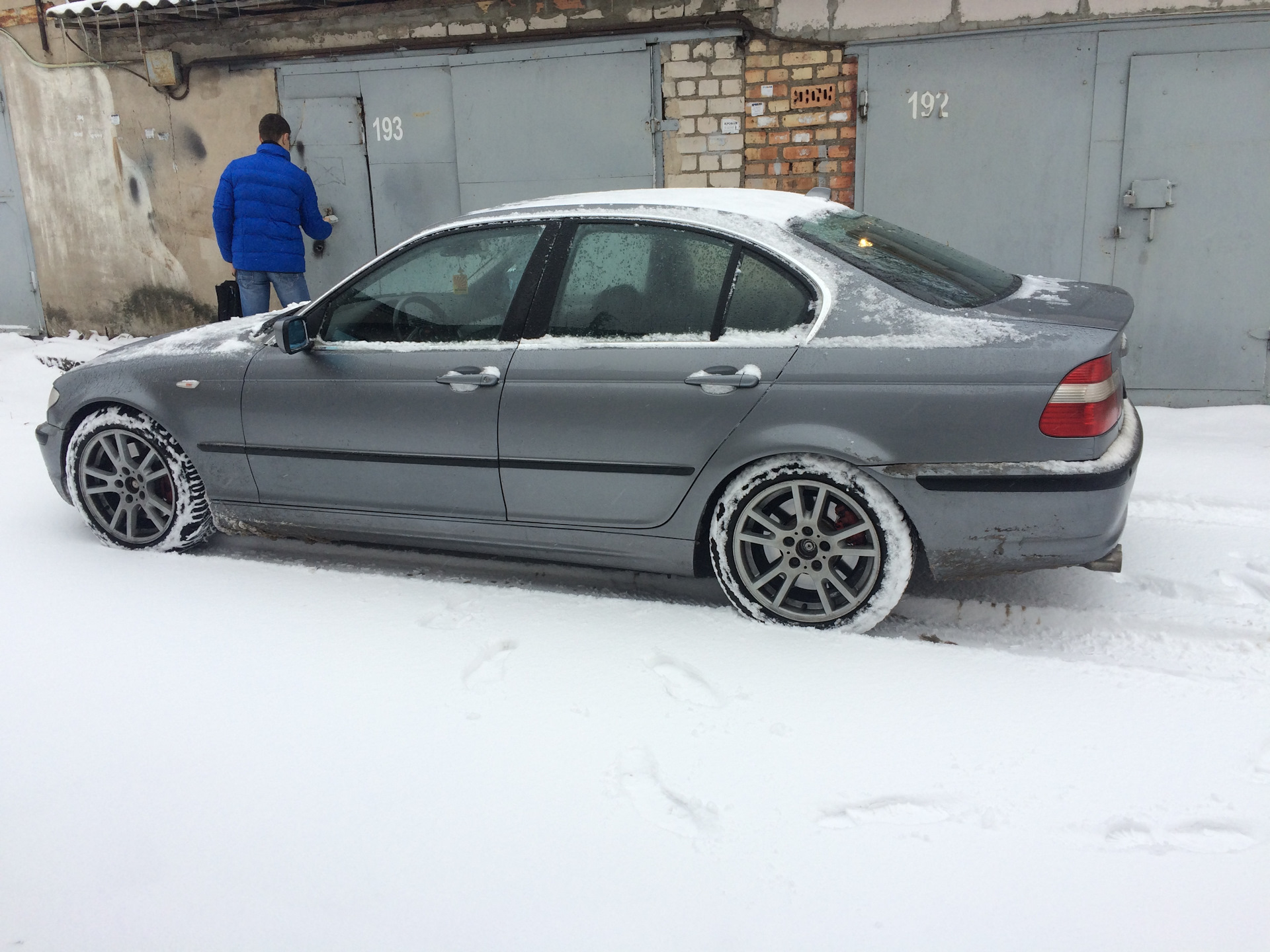 Переобувка на зимние диски 148 стиль. - BMW 3 series (E46), 3 л, 2004 года колёс