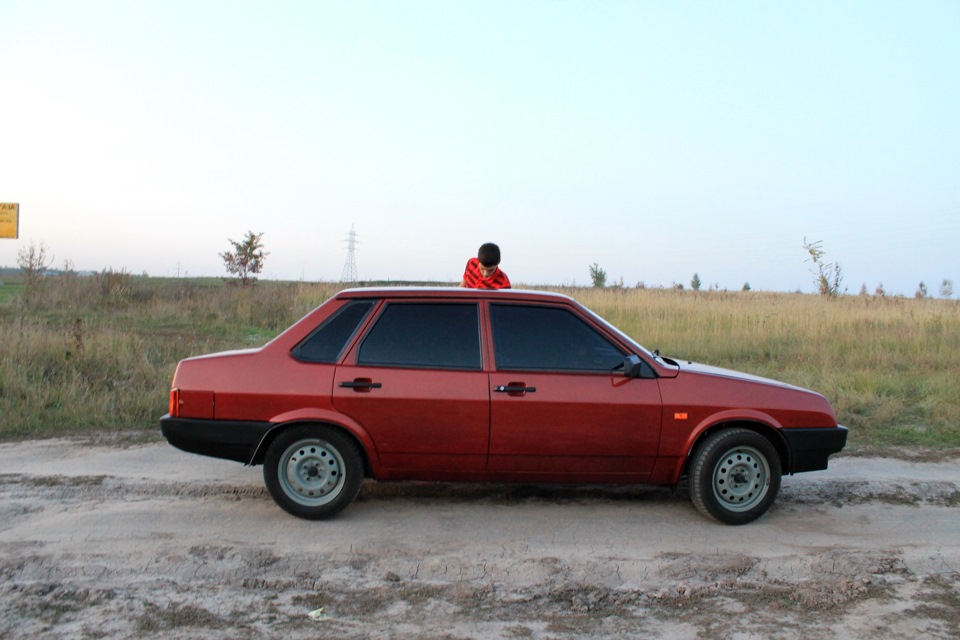 Lada 2199