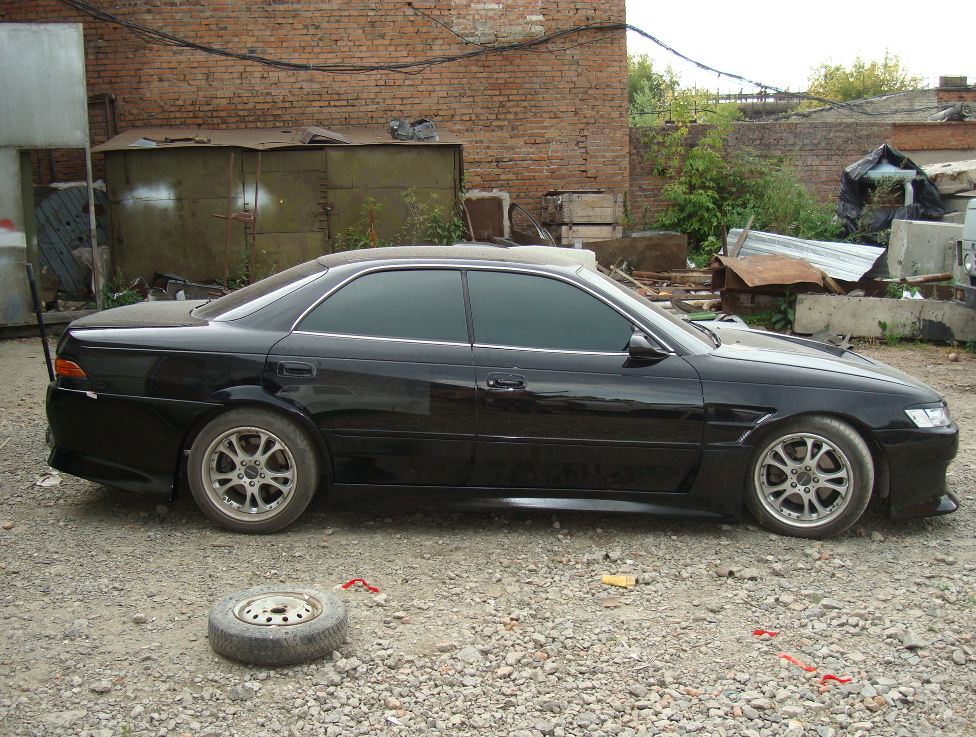 Assembly Process Day Two - Toyota Mark II 25L 1995