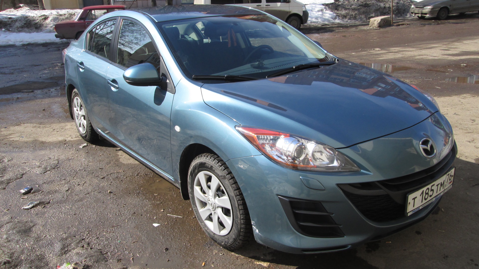 Mazda 3 (2G) BL 1.6 бензиновый 2011 | Серо-голубой металлик на DRIVE2