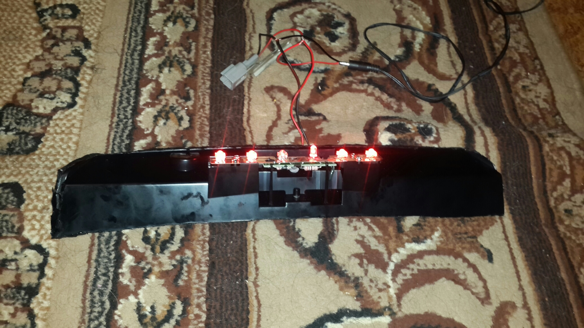 Лампа на задний стоп сигнал ниссан санни fb15. Планка стоп сигнала. Доп стоп сигнал пассат б5. Стоп сигнал 211. Спецключ для масляного фильтра ниссан санни рестайл fnb15 4wd qg15de автомат.