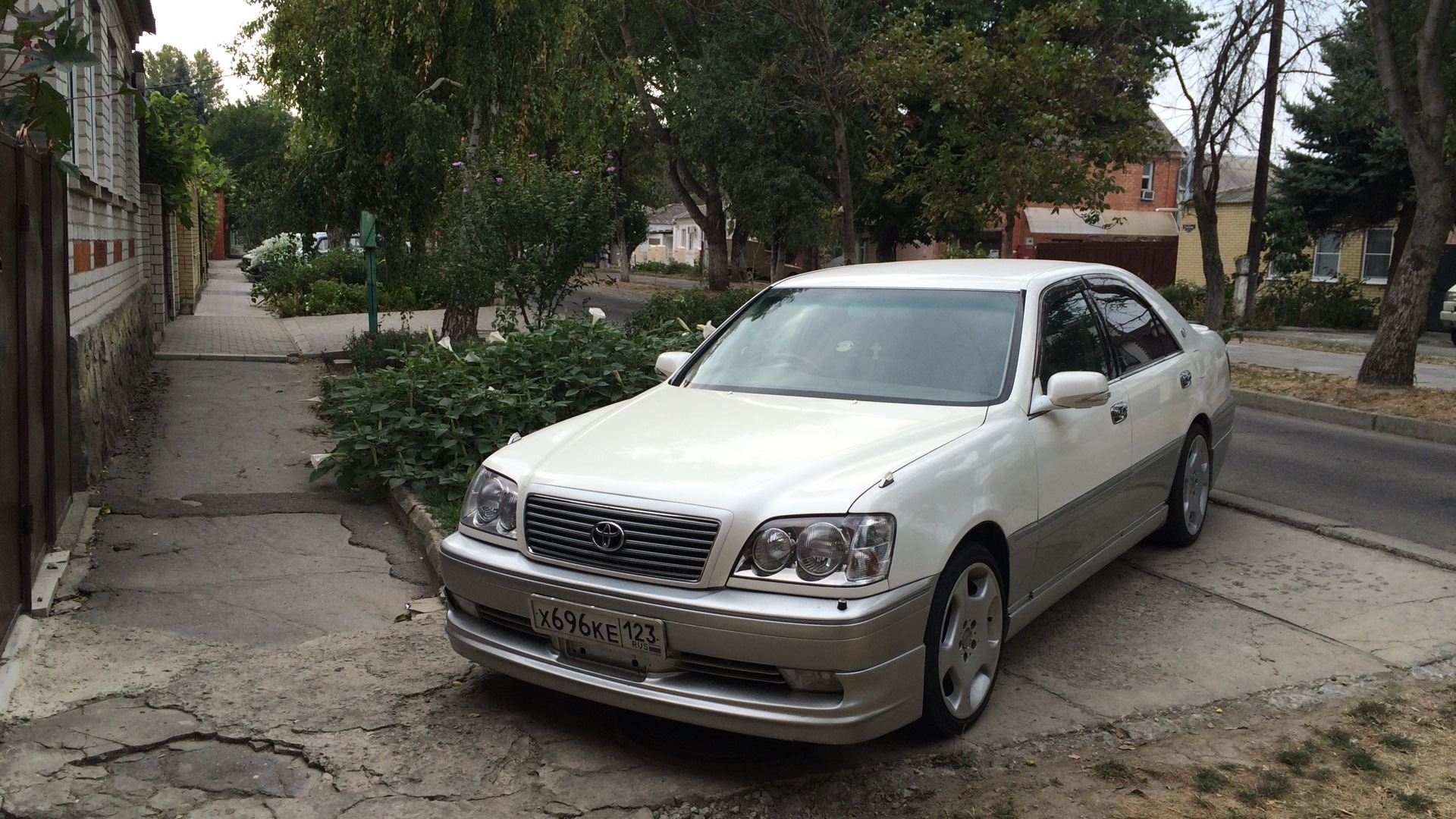 Обвес Toyota Crown 170