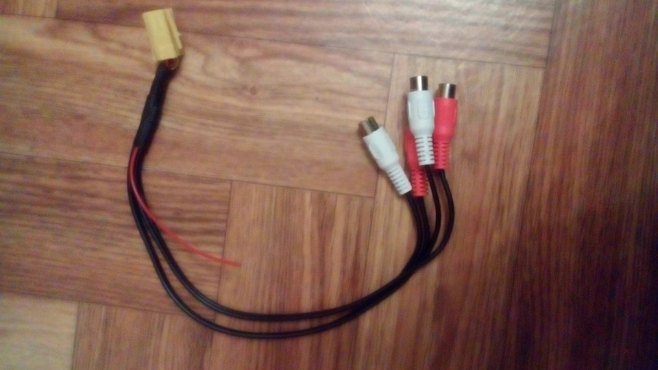 Сабвуферный динамик. — Chevrolet Lacetti 5D, 1,6 л, 2008 года ...