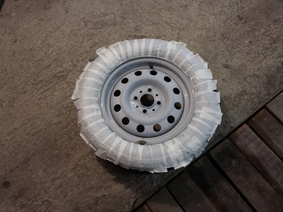 Красим штампы к зиме — Lada Гранта, 1,6 л, 2015 года | колёсные диски ...