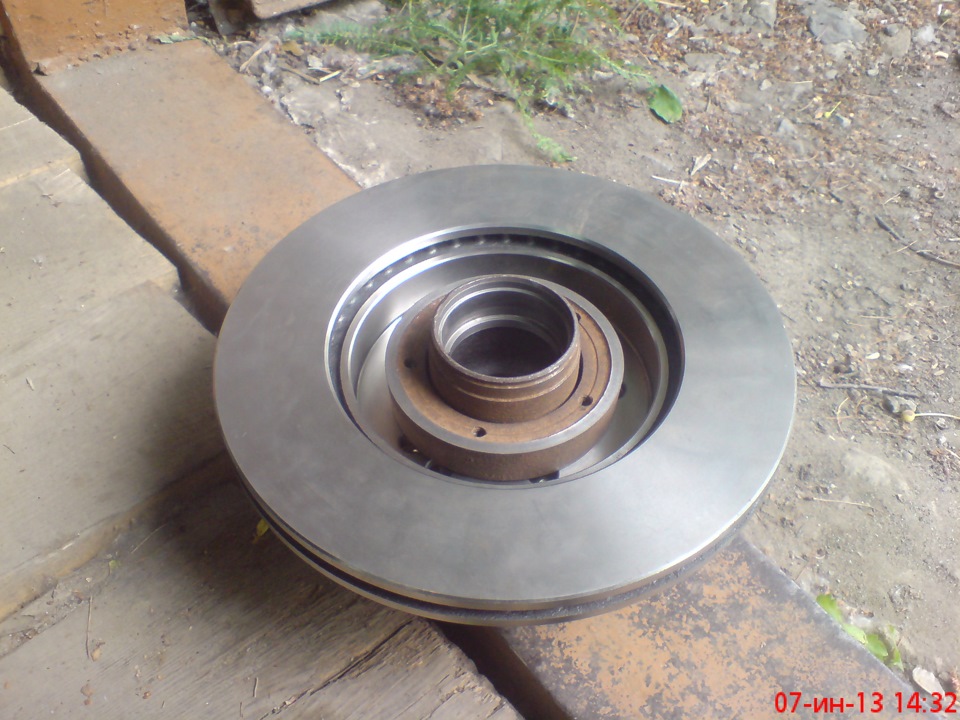 Установка вентилируемых дормозных 284мм дисков — Москвич 2140, 1,5 л ...